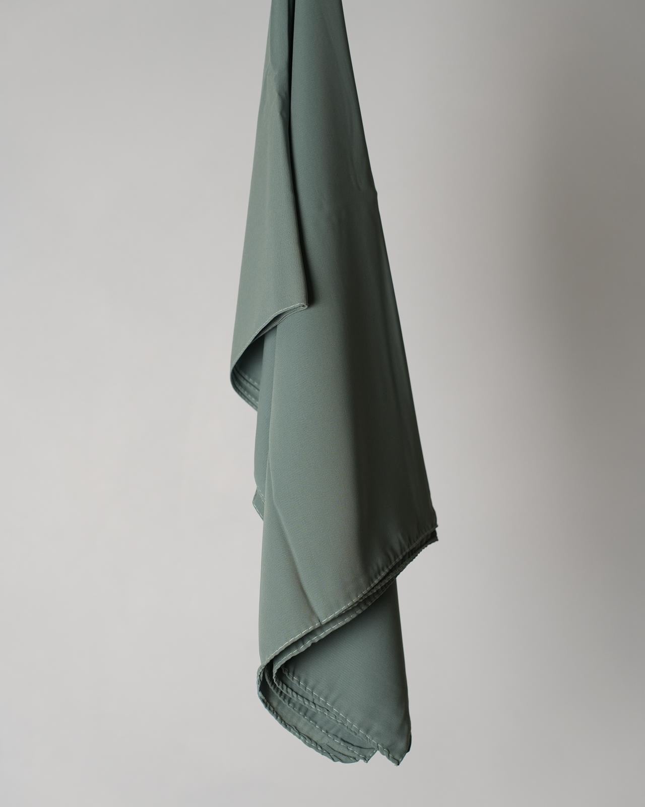 Hijab di seta Medina