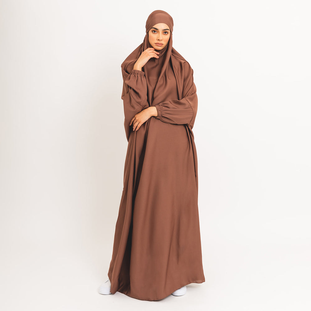 Khimar marrone classico con polsini elastici e laccio sul retro