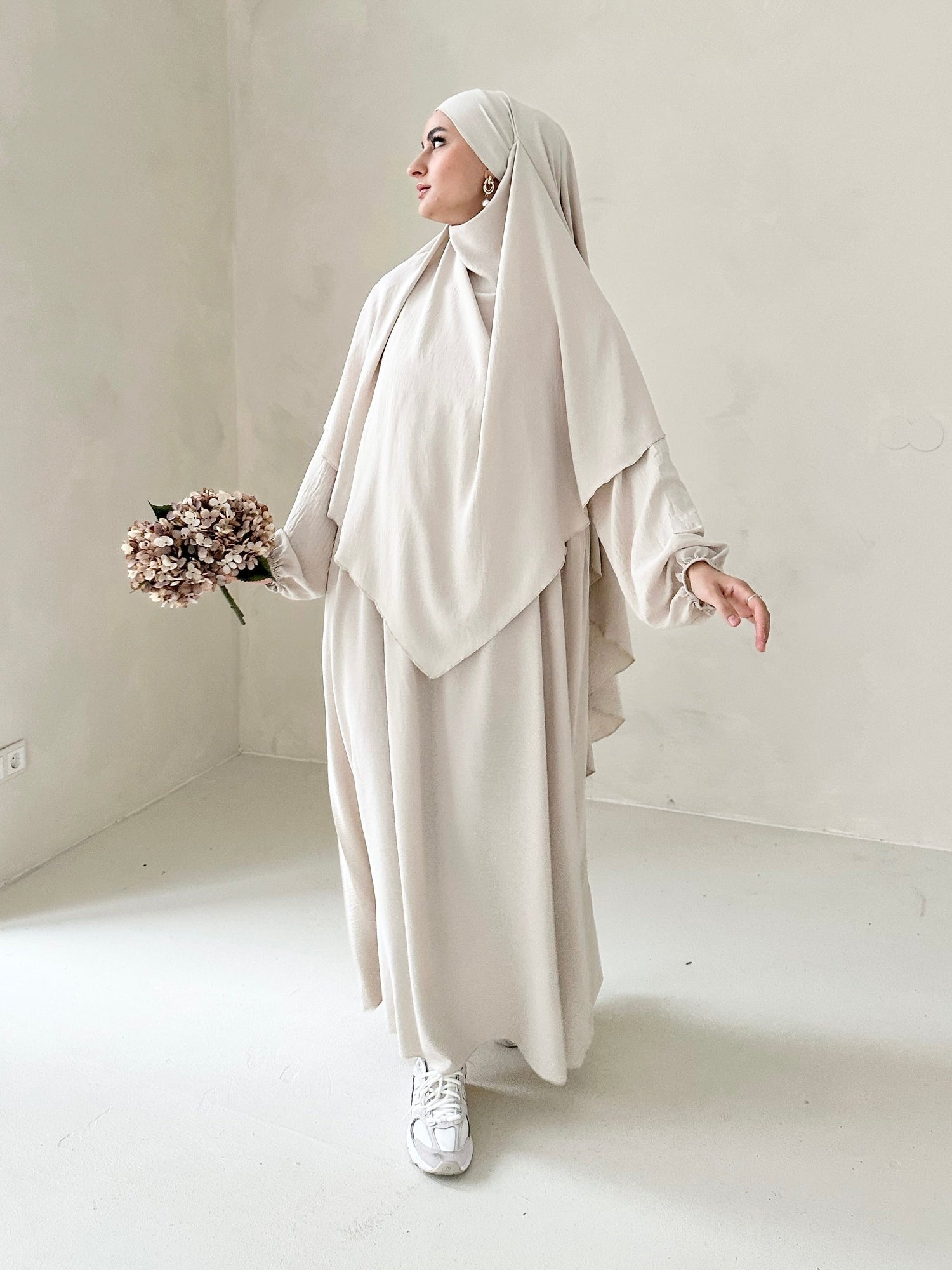 Set Abaya GIORNALIERO con khimar