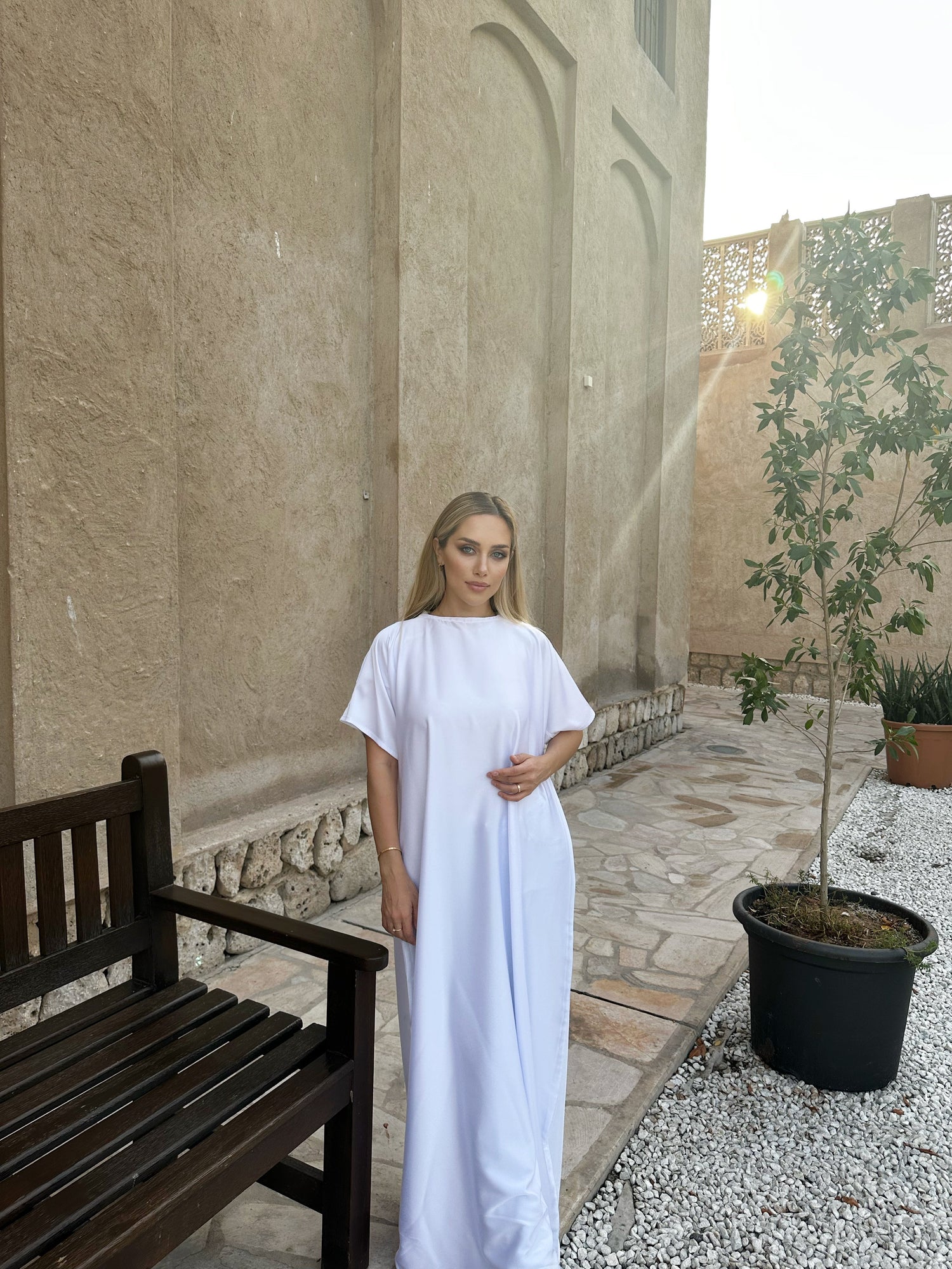 Abito in raso bianco